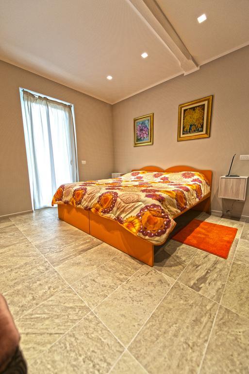 La Casa Di Kiki Villa Cuneo Luaran gambar